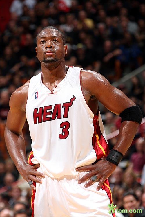 [图]英超-埃基蒂克失空门 利物浦0-0利兹联